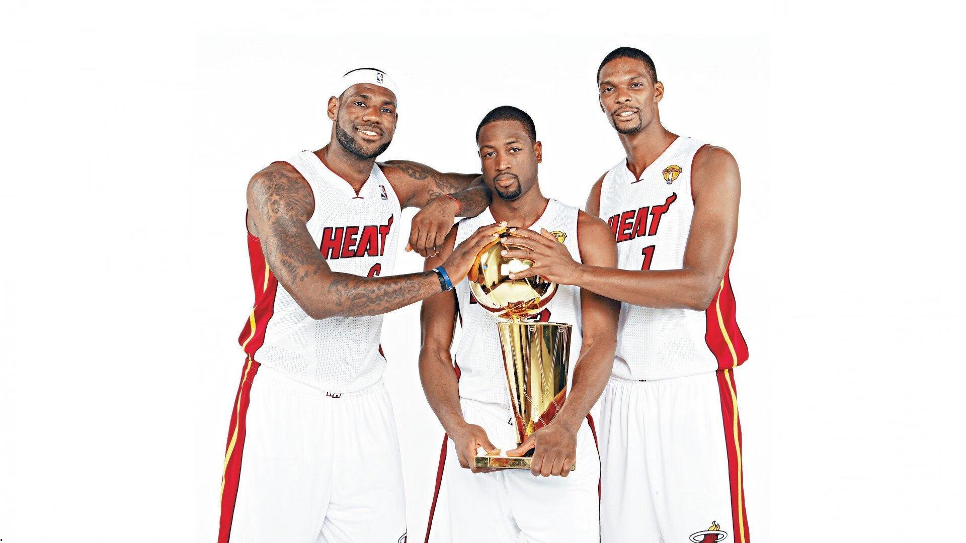 篮球明星李明跟腱断裂赛季报销 职业生涯黯然落幕