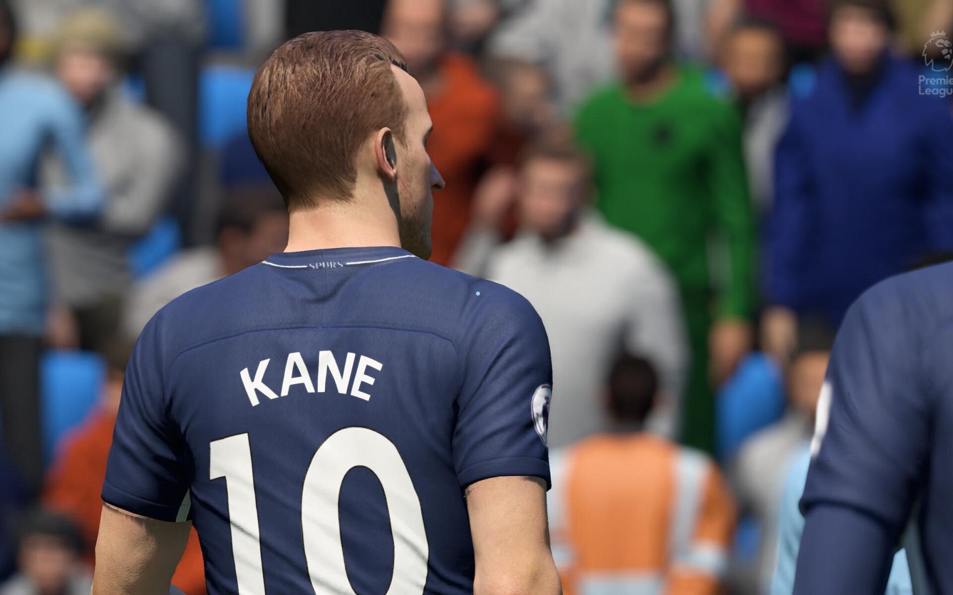 青春绽放时刻，埃利斯二十六岁生日社媒分享与爱车温馨合影，引发全球粉丝祝福热潮